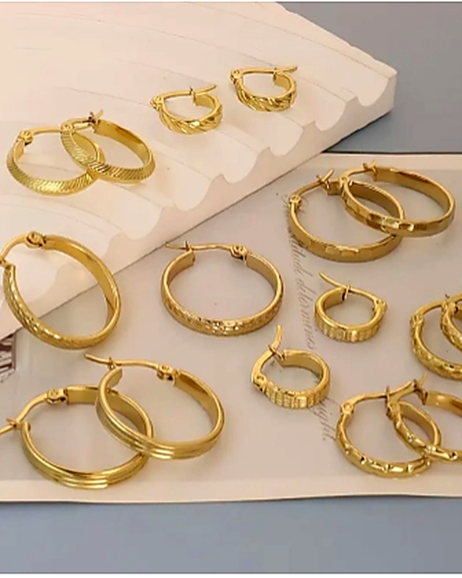 Classic Gold Hoops